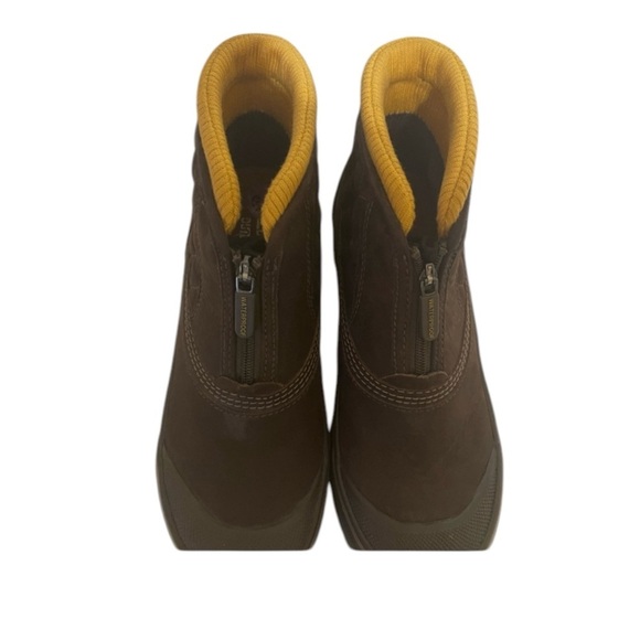 🎁SALE🎁CLARKS MUCKER WATERPROOF INSULATED BROWN ZIP FRONT BOOTS SZ 6.5 MED EUC - Picture 6 of 12